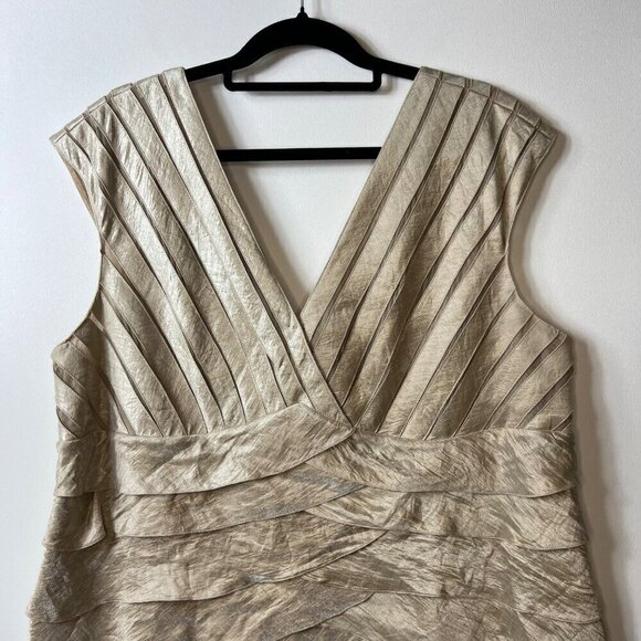 Adrianna papell woman tan gold dress women’s size 22 - Picture 9 of 10